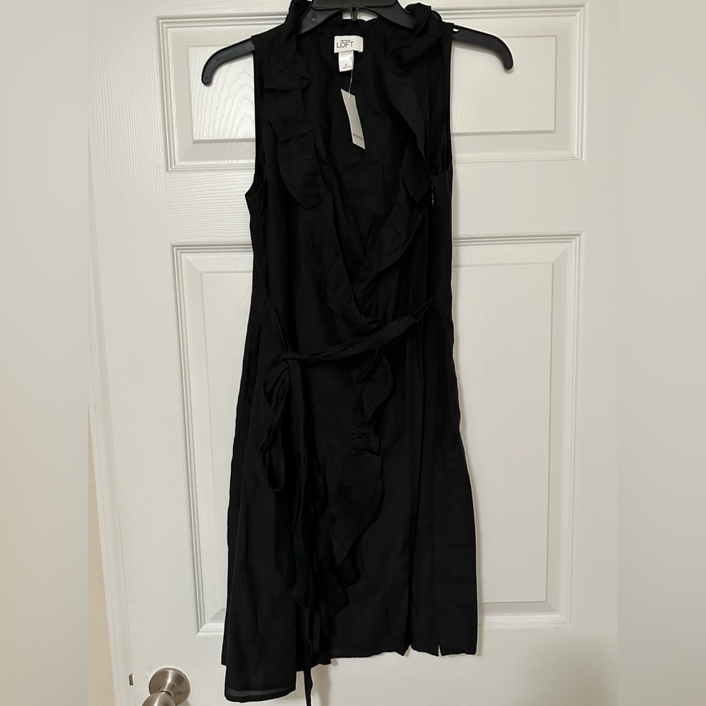 Ann Taylor LOFT Black Casual Dress